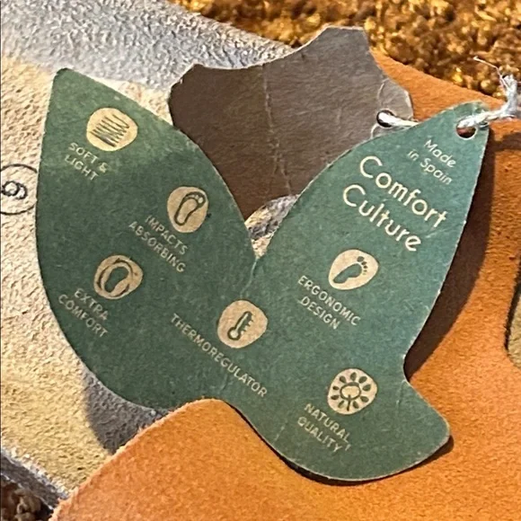 Birkenstock Women's Orange Sandals - Picture 6 of 6